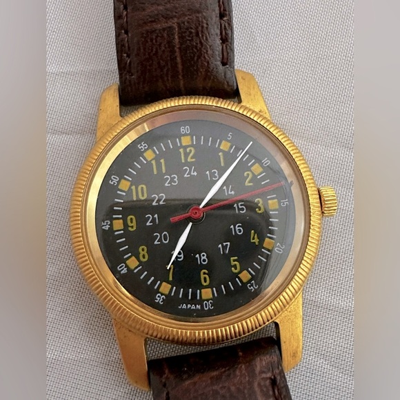 Men’s A-D Specification Military Watch | Vintage - Picture 3 of 4